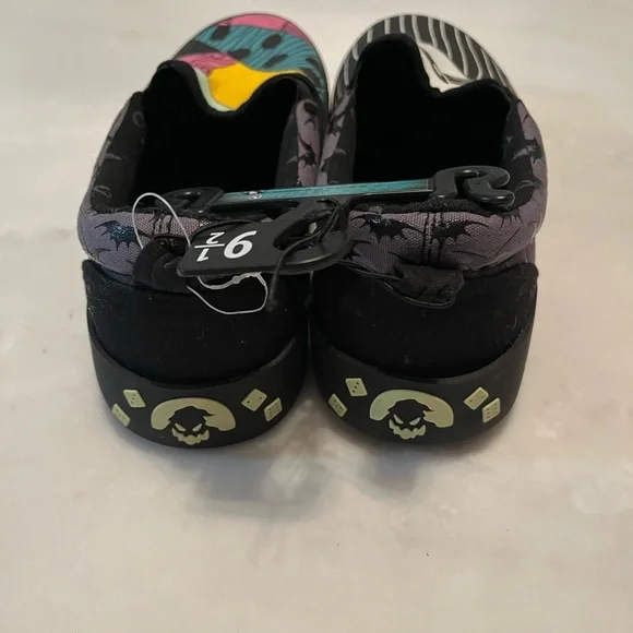 Disney Nightmare Before Christmas Men’s Shoes(NWT) - Picture 8 of 8